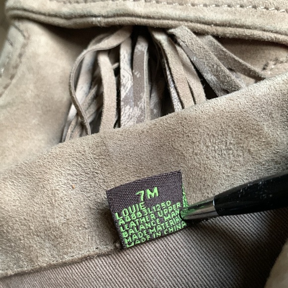 Sam Edelman Louis Distressed Suede Fringe Western Cowboy Ankle Booties Gray 7M - Picture 9 of 9